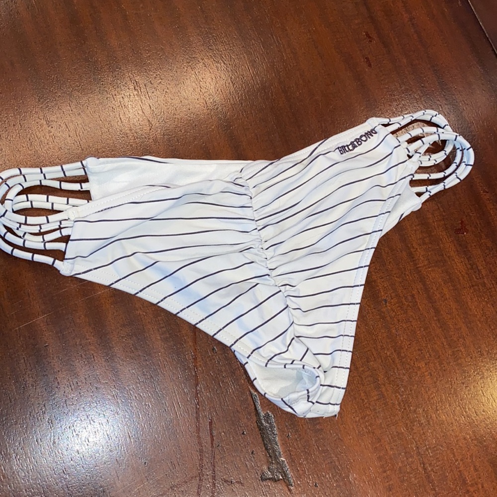 Billabong swimsuit bottoms